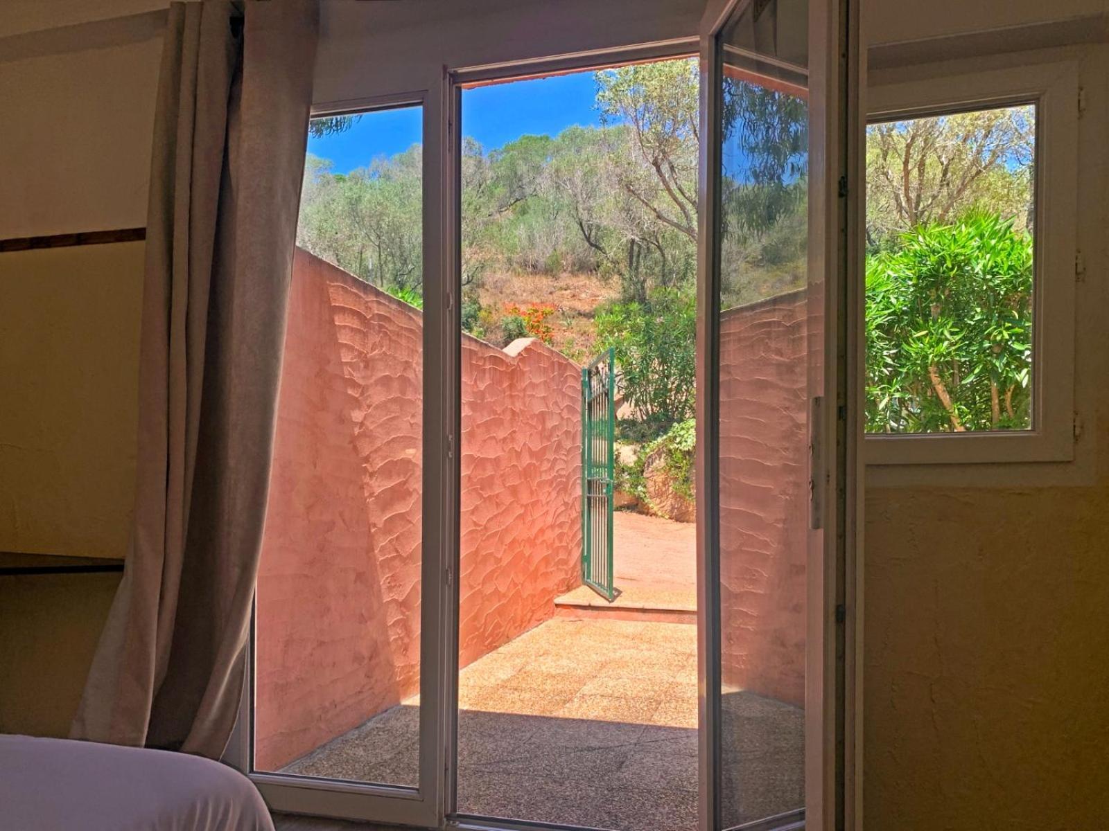 Maora Village Holiday park 3*