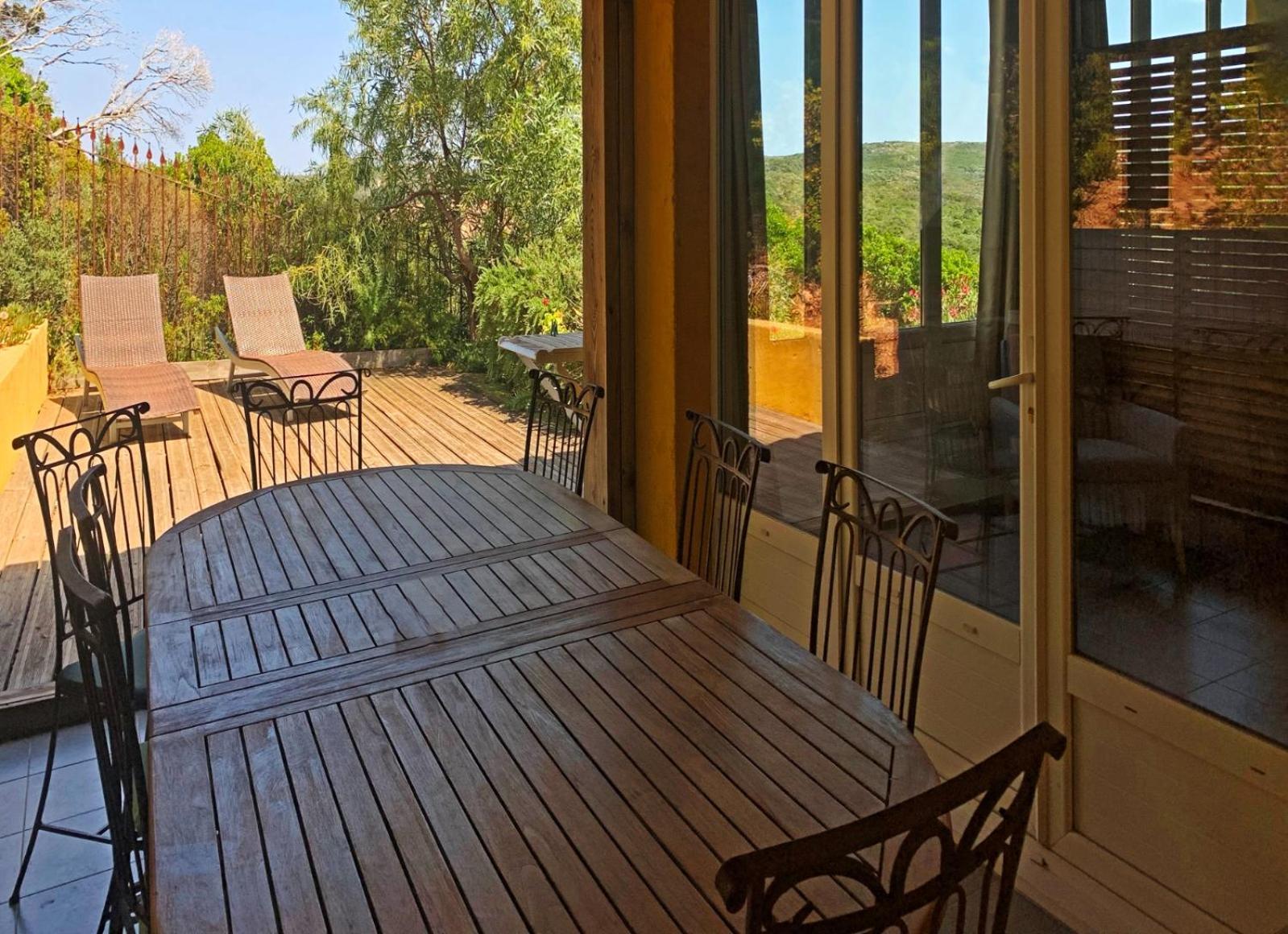 Aldeamento Turístico Maora Village 3*